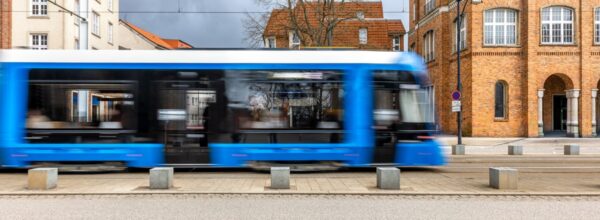 Amszterdam tömegközlekedés útmutató a kényelmes utazáshoz