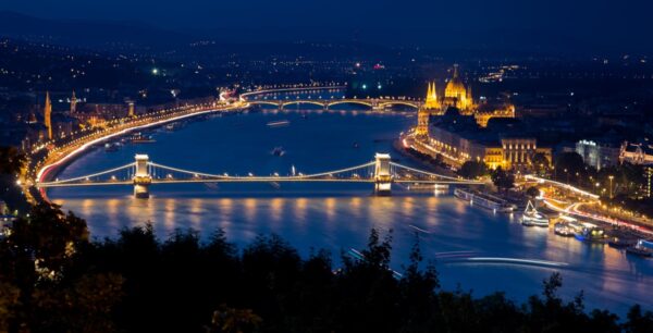 A legszebb budapesti sétahelyek – romantikus útvonalak és zöldövezeti oázisok